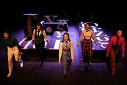Teatro do Bairro apresenta "Fazer Um Alfabeto de Aniversários" no Seixal