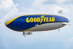 BLIMP da Goodyear regressa aos céus europeus em 2022 - Aeronave irá sobrevoar cinco eventos de corridas entre maio e julho
