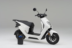 Nova scooter elétrica Honda EM1 e: