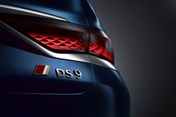 Encomendas abertas para DS 9 E-TENSE agora com mais potência e requinte - Novas motorizações 250 e 360 híbridos “plug-in”
