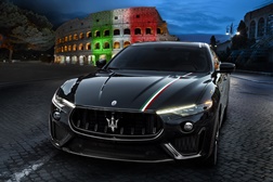 A Maserati e a tricolor italiana - Aplicada à mão. um projeto de renovação