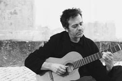 Rogério Cardoso Pires apresenta "Bagatelas" em Leiria