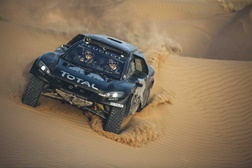 Peugeot 2008 DKR16 mais musculado