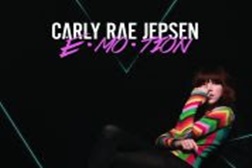 Carly Rae Jepsen estreia "Run Away With Me"