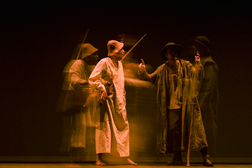 Frágua de Amor: 500 anos depois, peça de Gil Vicente é levada à cena  - Uma fusão entre teatro e música a abrir a temporada de 2025 do Teatro Carlos Alberto