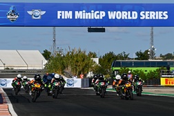 Portugueses em bom plano na final da FIM MiniGP World Series