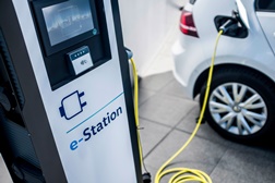 Eletricidade ou hidrogénio? A evolução das energias para a mobilidade - Para Felix Matthes: “Tanta eletrificação quanto possível, tanto hidrogénio quanto o necessário”