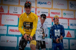 44.ª Volta ao Algarve: Dylan Groenewegen camisola amarela em Lagos