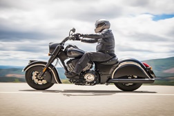Indian Chief Dark Horse - A viagem de cavalo negro