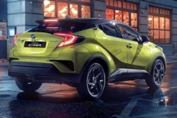 Toyota põe festivaleiros com a "cabeça à roda" no MEO Sudoeste - Com o Neon Lime do C-HR