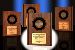 Concessionário Harley-Davidson Porto galardoado com prémio Best Performance 2013 - O concessionário recebe esta distinção pela 4ª vez em 5 anos