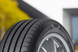 Goodyear EfficientGrip Performance 2 reconhecido na eficiência em quilometragem - ADAC publicou os seus testes intensivos sobre a durabilidade dos pneus