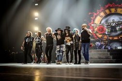Guns N' Roses iniciam digressão europeia 2020 em Portugal