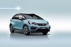 Honda com novos Jazz e Jazz Crosstar - Unificados na e:Technology da marca
