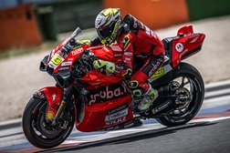 MotoGP, 2023 - Bautista em teste "fantástico" na Ducati - "Adaptação melhor do que esperado, sinto-me bem!"