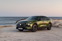 Lançamento do novo Peugeot 408 em Portugal - Acaba de chegar à rede de Concessionários PEUGEOT em Portugal