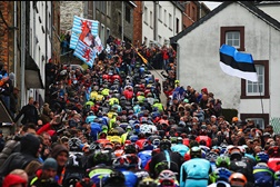 Rui Costa e José Mendes competem no Liège-Bastogne-Liège