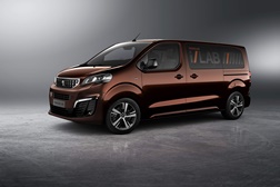 Peugeot Traveller i-Lab revoluciona: A navette VIP 3.0 - 1ª parte