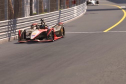 Nissan e.dams compete na 1ª sessão de testes do Race at Home da Fórmula E ABB - Para apoiar a UNICEF, assista a 25 de Abril