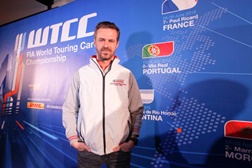 Tiago Monteiro na apresentação do WTCC em Barcelona