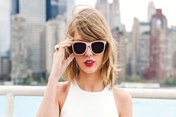 Taylor Swift vence vídeo do ano na noite dos VMAs