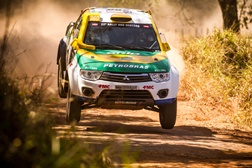 Equipe Mitsubishi Petrobras acelera na busca de posições no Rally dos Sertões