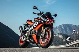 Aprilia Tuono V4 e Tuono V4 Factory chegam em maio e já temos preços e detalhes!