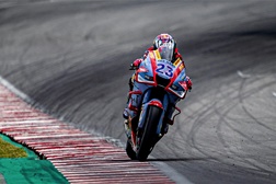 Bastianini rei de Sepang   - As novas cores da Gresini lideraram logo na estreia