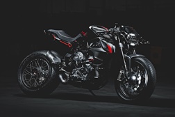 MV Agusta Dragster Blackout - uma techno-cafe racer