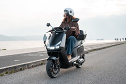 Mytos Motorcycles lança a scooter Neo+ 2