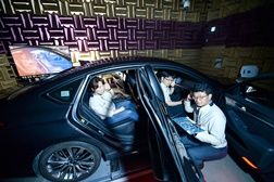 Hyundai cada passageiro vai ouvir música de forma isolada - Sem necessidade de utilizar headphones