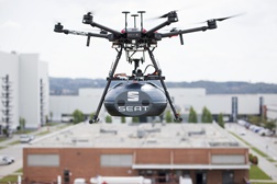 Drone abastece linhas de montagem da Seat com volantes e airbags