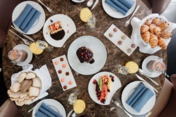 Celebre o Dia Mundial do Chocolate com o brunch especial do Akla Restaurant & Terrace