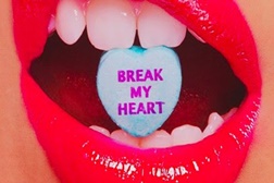 “Break My Heart” dos Hey Violet já disponível nas plataformas digitais