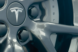 Tesla abandona conceito de manutenção regular recomendada - Novo modelo de manutenção em função das necessidades