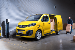 Opel Vivaro-e HYDROGEN - VE com Pilha de Combustível Plug-In 