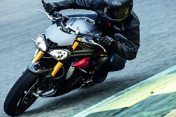 Triumph Speed Triple 2016 vai ser apresentada na EICMA em Milão
