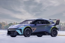CUPRA UrbanRebel Concept: mundo de emoções na ponta dos seus dedos - Modelo reinventa o espaço interior num novo conceito de design 