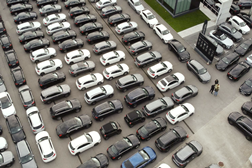 Soc. Com. C. Santos surpreende com Dias Mercedes-Benz Certified no novo showroom - De 20 a 23 de Fevereiro