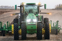 John Deere Revela Trator Totalmente Autónomo no CES 2022 - Disponível no final de 2022