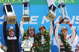 Toyota vence em Le Mans