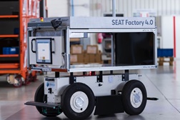 Seat S.A. incorpora robôs móveis autónomos na fábrica de Martorell  