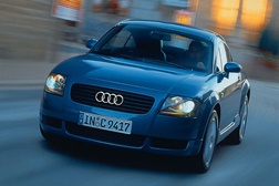 AUDI TT FAZ 25 anos - Um ícone de design intemporal