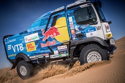 Goodyear apoia dois gigantes da competição em camiões no Dakar 22 - Kamaz-Master e Petronas Team de Rooy Iveco com o Goodyear OFFROAD ORD 