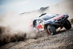 Sainz alcança 4º lugar  para o Team PEUGEOT-Total
