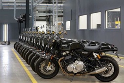 Quais as razões que levaram a TVS Motors a investir 125 milhões de libras na Norton?