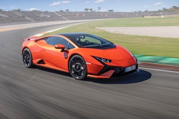 Lamborghini Huracán Tecnica faz a sua estreia dinâmica em circuito e em estrada - O motor V10 atmosférico conduzido com toda a alma