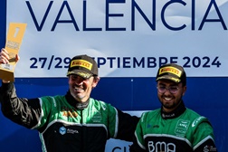 Manuel Gião vence e sonha com título no Iberian Supercars - Vitória crucial para o piloto Português