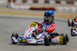 Vicente Capela conquista pódio na Academia de Karting da Fórmula 1 em Abu Dhabi - Piloto de Beja, de apenas 11 anos, destaca-se com 3.º lugar em Al Forsan