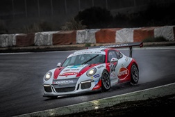 Vitória em toda a linha para Veloso Motorsport no Estoril!